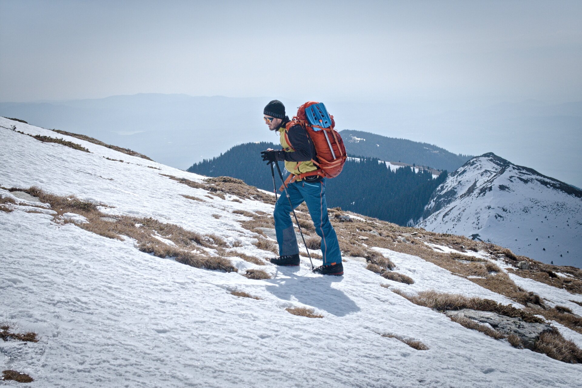 V Ternua Alpine Pro Pant při trekování na Ukrajině