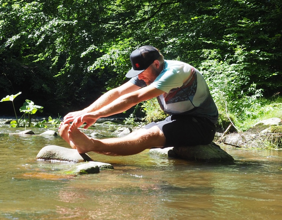 Triko Legend je rychleschnoucí, tedy idální také na vodní radovánky. Já v něm jezdilil na paddle boardu