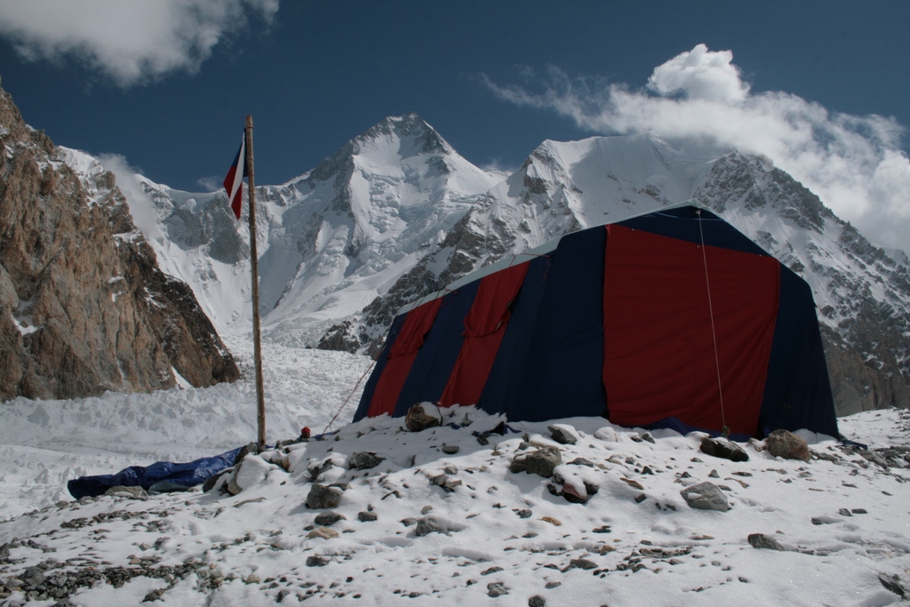 Expedice Gasherbrum I - společenský stan