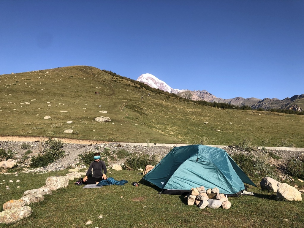 Gruzínské dobrodružství - pod horou Kazbek