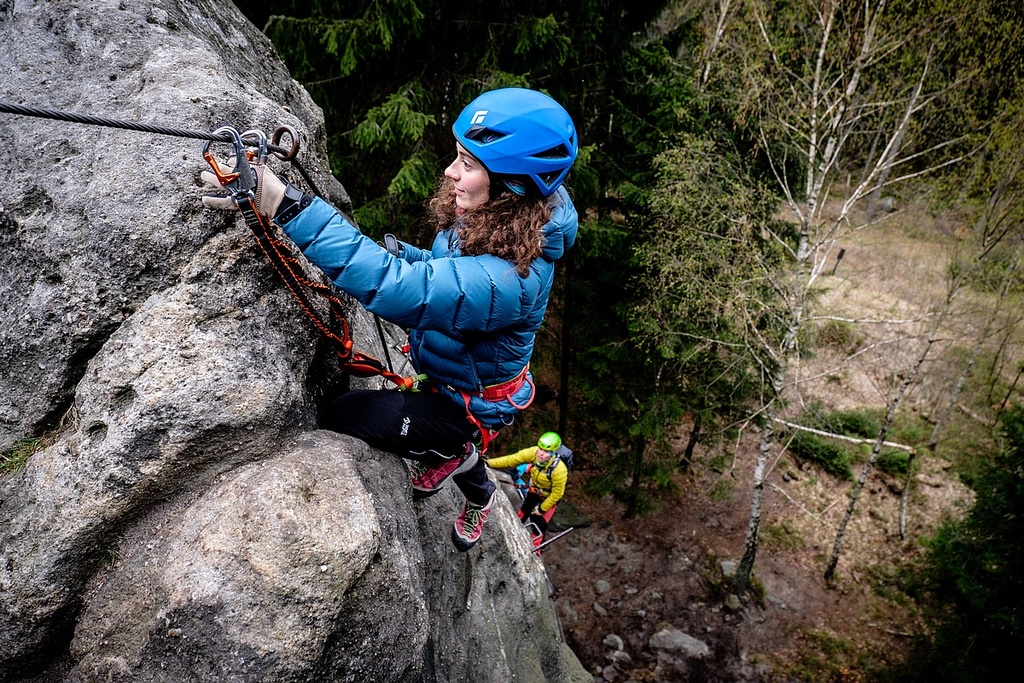 Výlez z úvodní a nejtěžší třetiny Alpiner Gratu C