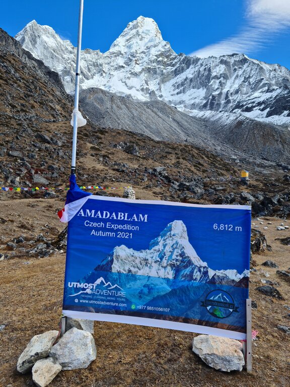 V base campu Ama Dablam – spolupráce s Utmost Adventure funguje skvěle nejen na treky, ale i na expedice