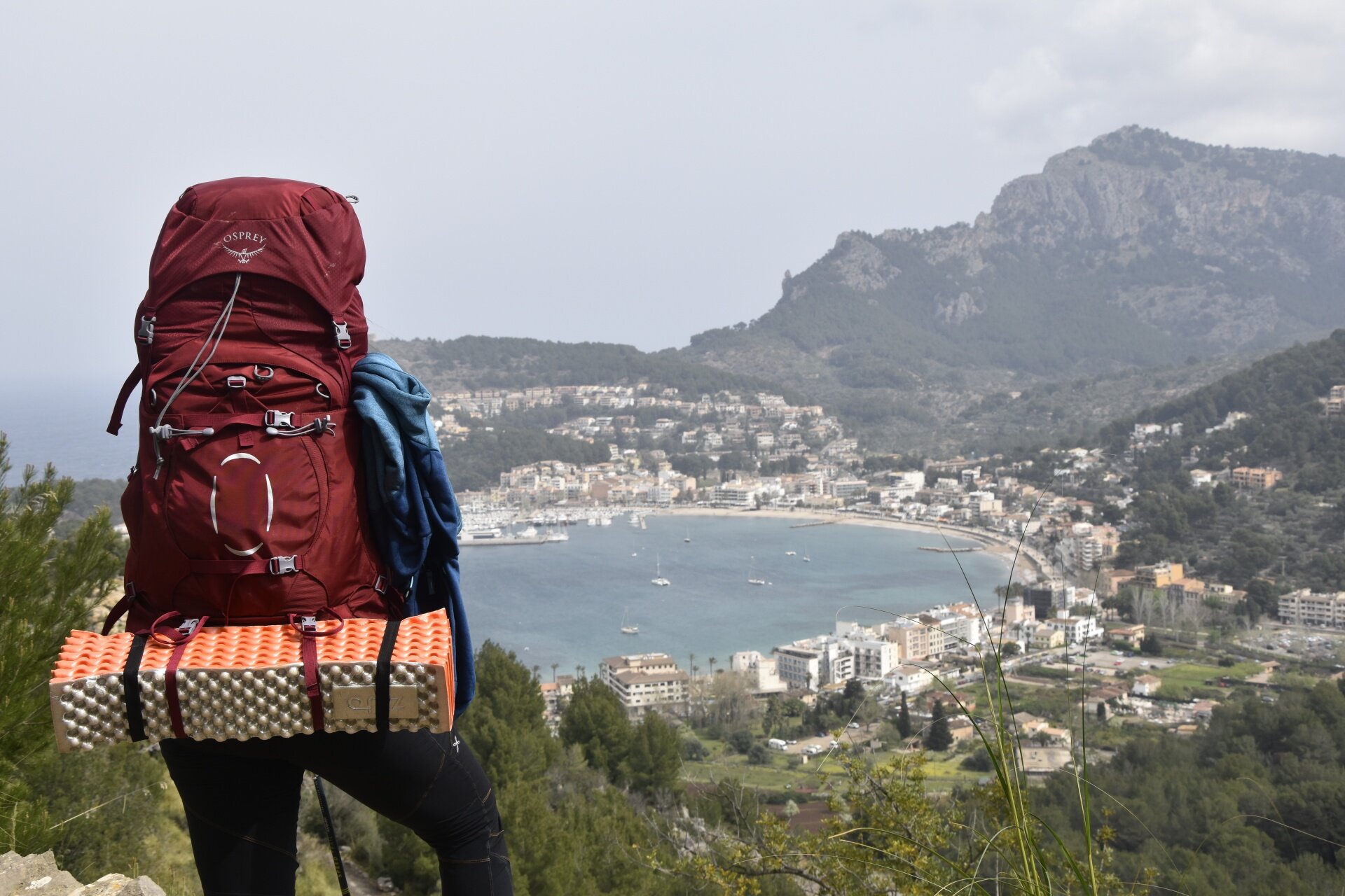 S krosnou Osprey Ariel II 55 l na treku GR221, Mallorca