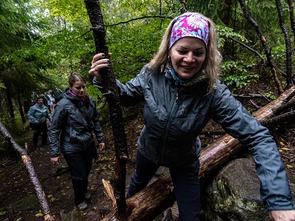 Turisticky zdolaných 13 km v přerušovaném dešti, až slejváku, nám rozhodně úsměv na tváři neubralo