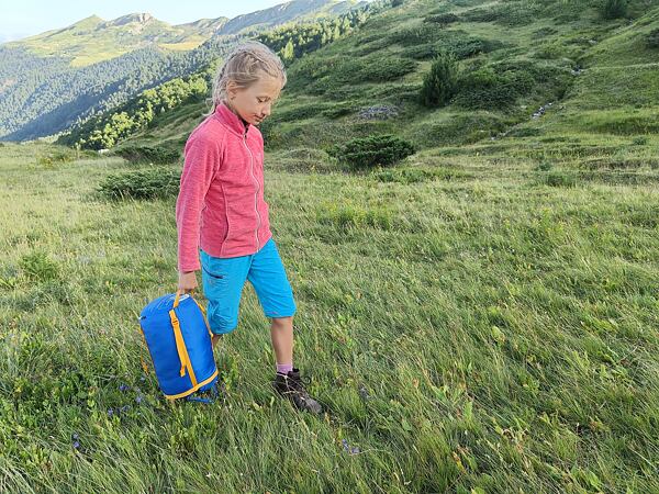 Spací pytel Marmot Kids Trestles Elite Eco 30 Kids - ucho na pohodlné poponášení