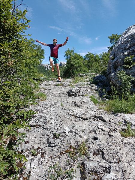 Pánské běžecké boty Hoka M Speedgoat - všestranné trailovky s vysokou mírou tlumení na dlouhé trasy